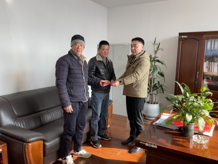 �����̳�ο�ʻ���ְ��