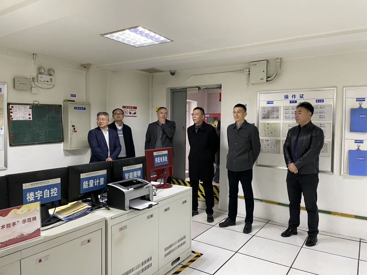 �������쵼���̳ǿ�չ��ȫ���